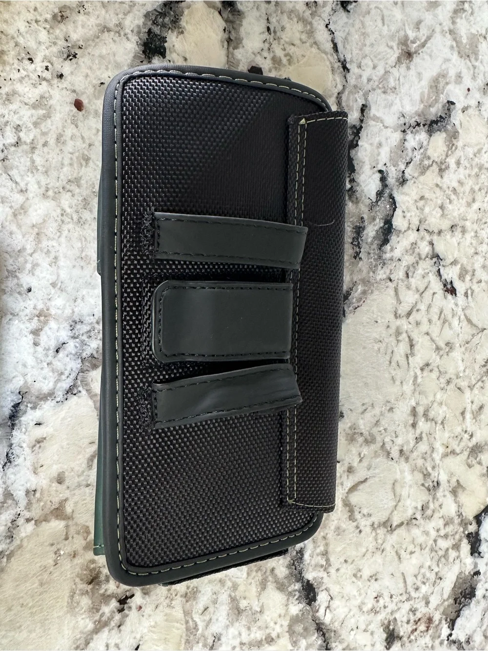 Lot of Apple cell phone accessories